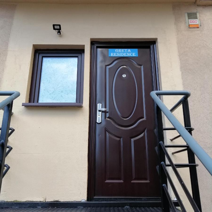 Karla Residence / Greta Residence Решица Экстерьер фото
